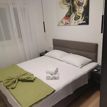 Stina Biograd Na Moru