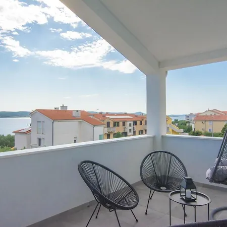 Stina Apartamento