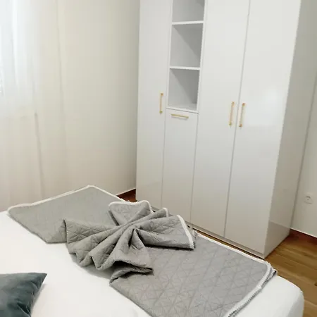Stina Lägenhet *