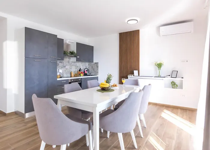 Stina Apartamento Biograd Na Moru